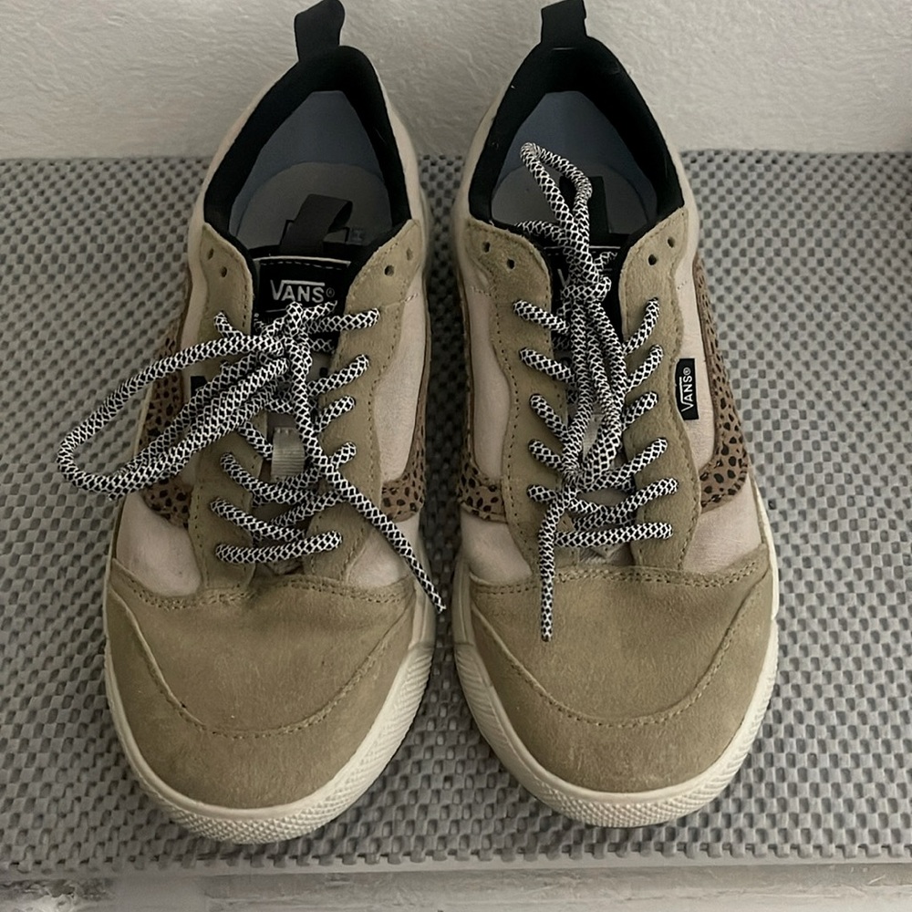 Vans shoes worn 1 time